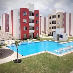 Deptartamento Cómodo Y Seguro En Playa del Carmen