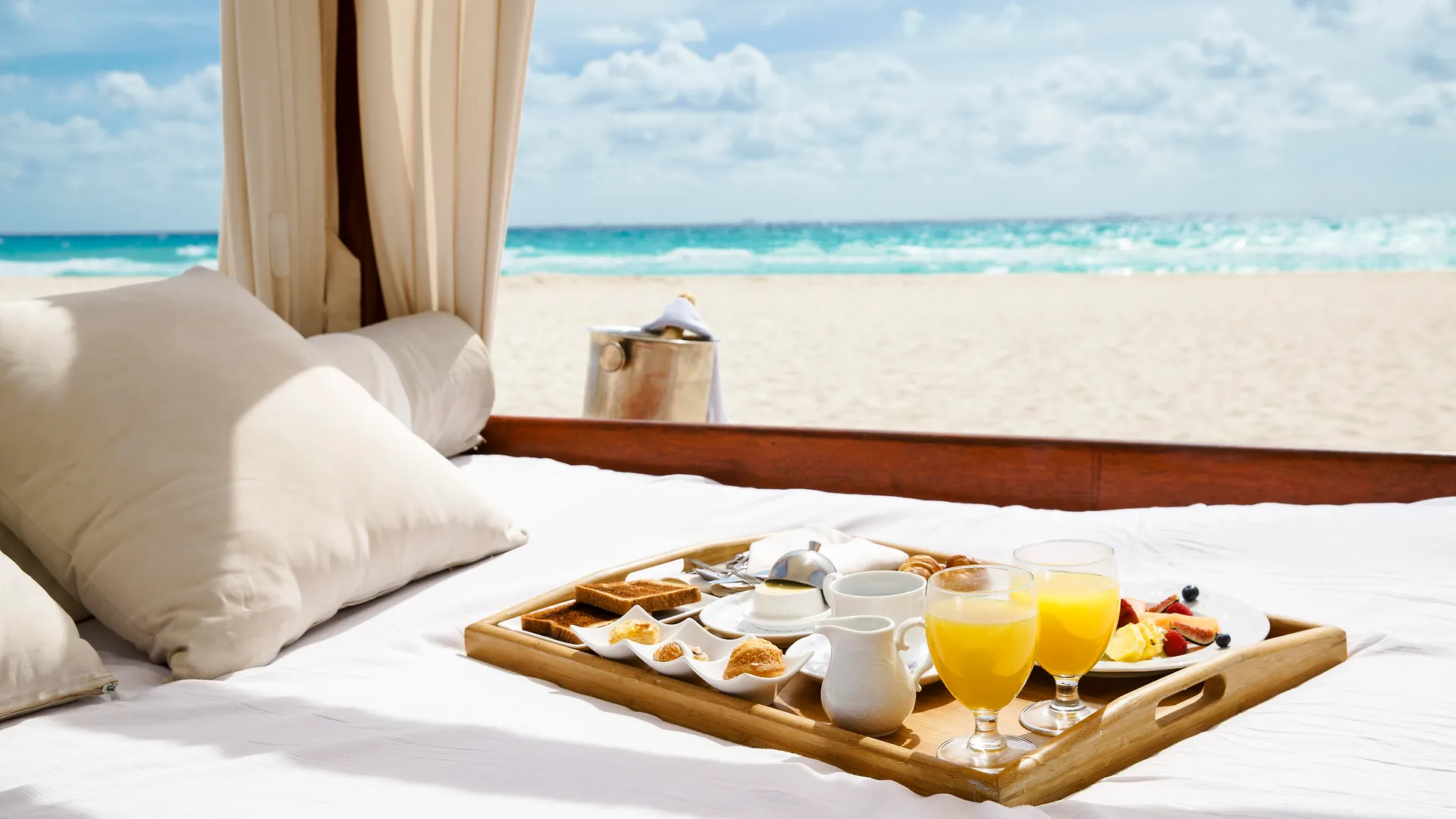 Royal Hideaway Playacar All-Inclusive Adults Only Resort Playa del Carmen 5*,  Mexique